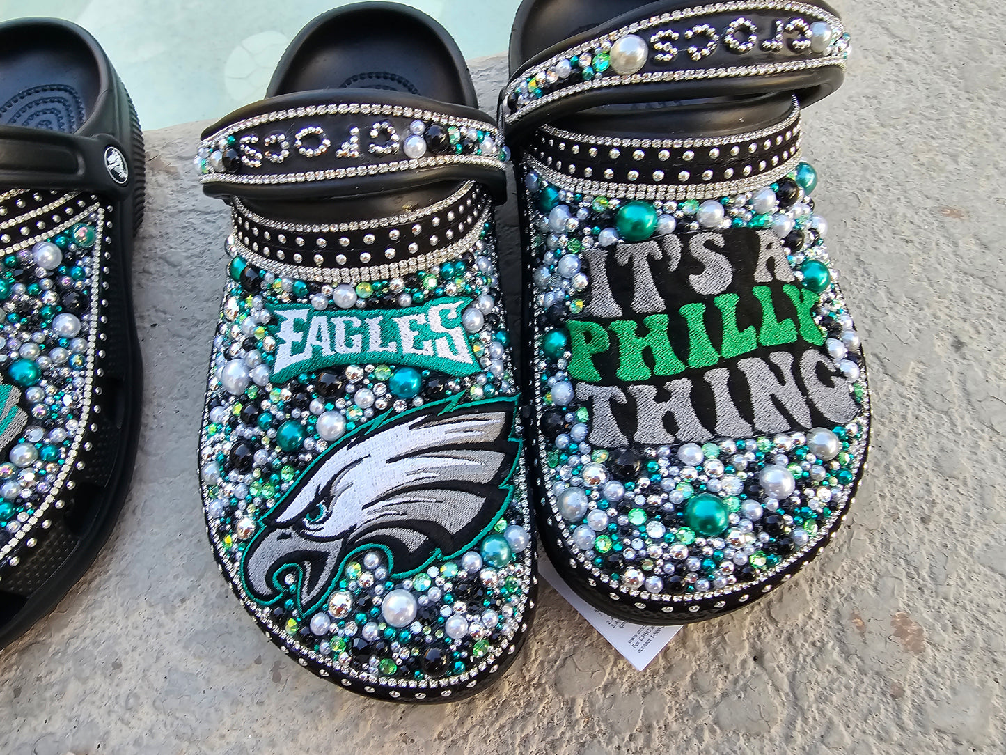 Womens NFL theme crocs