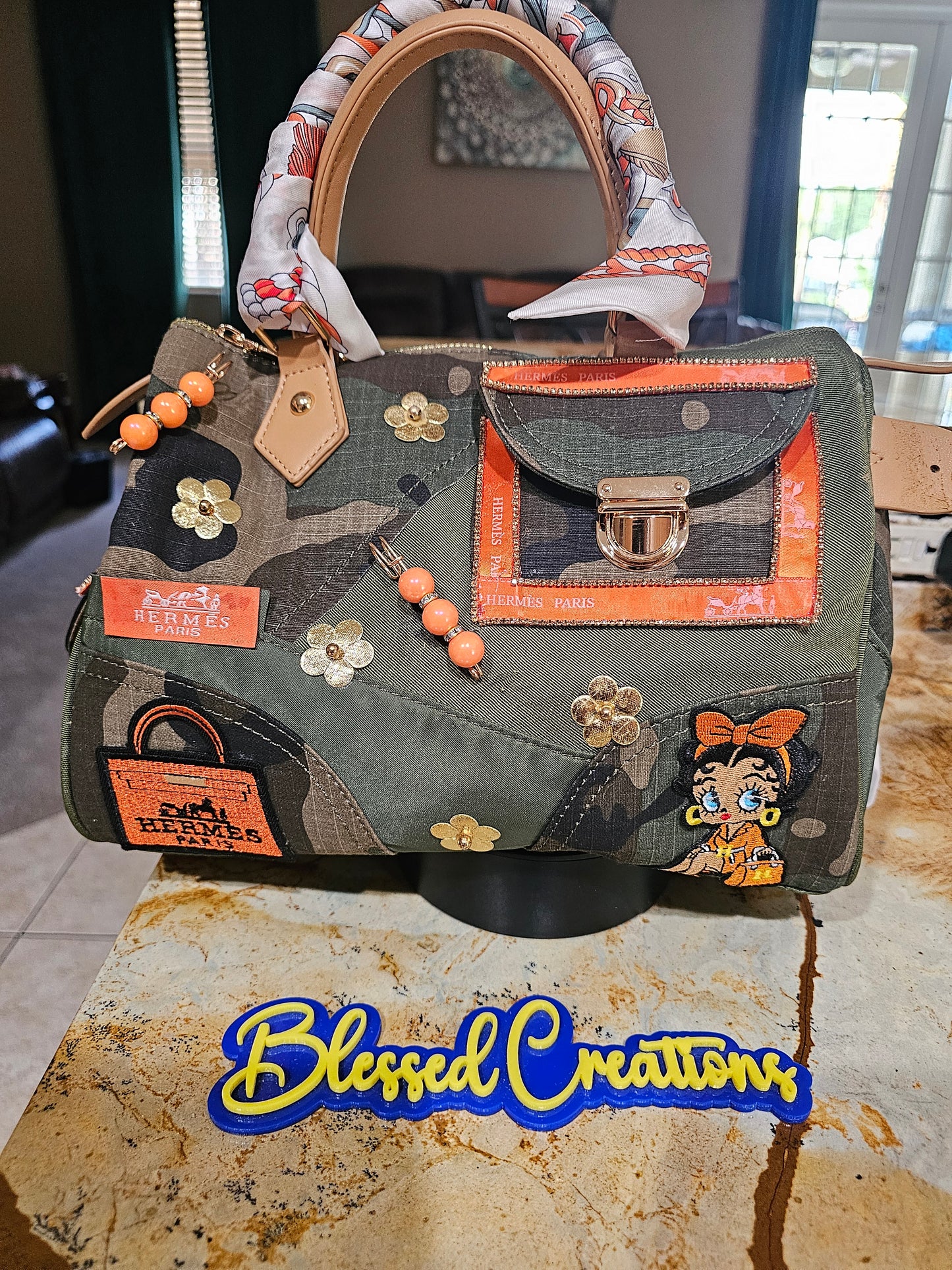 Custom camo speedy